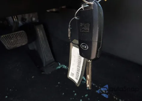 2020 Kia Optima Lx from USA, damaged, VIN 5XXGT4L37LG425723